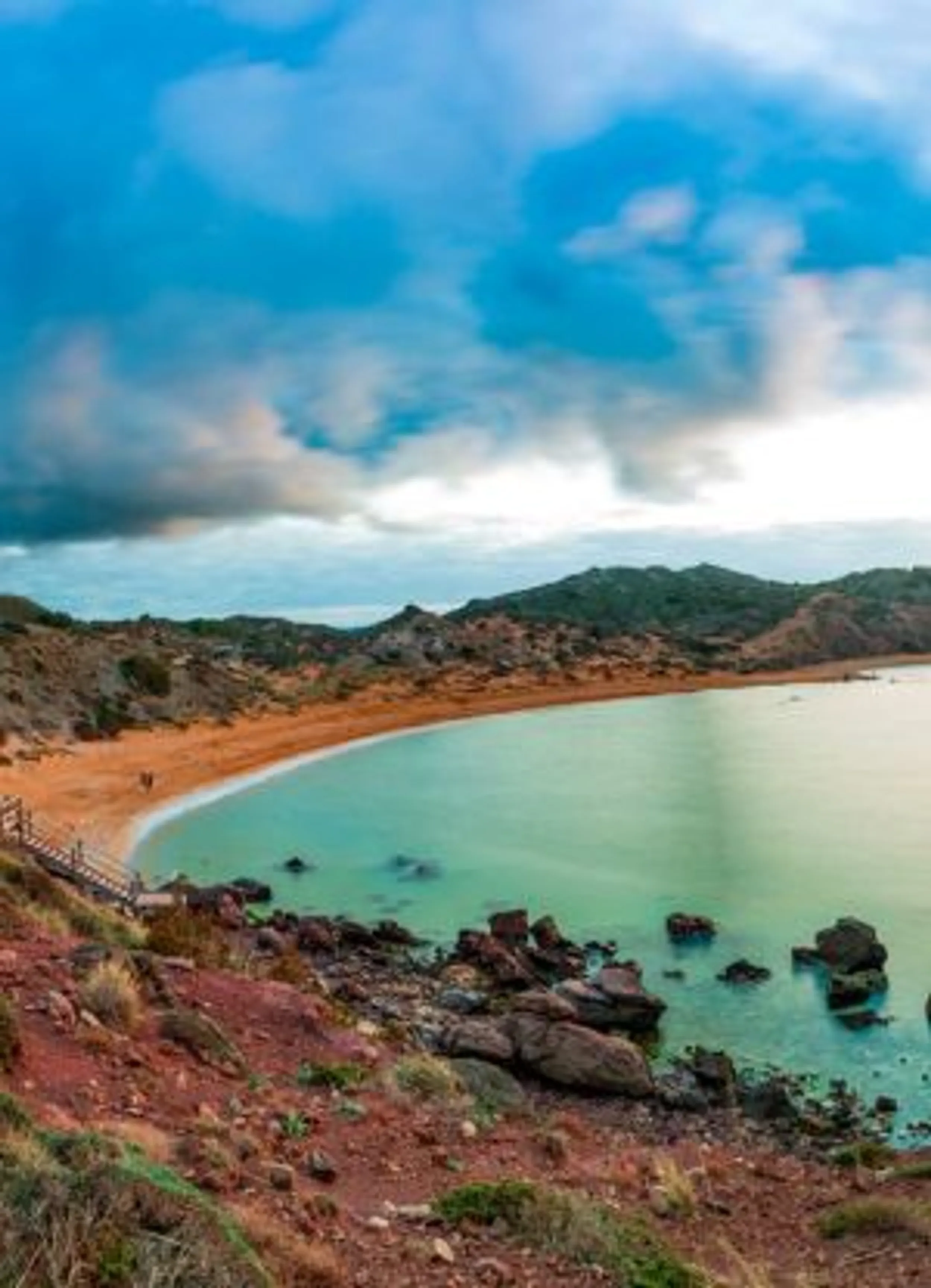 Menorca Küste im Sonnenuntergang