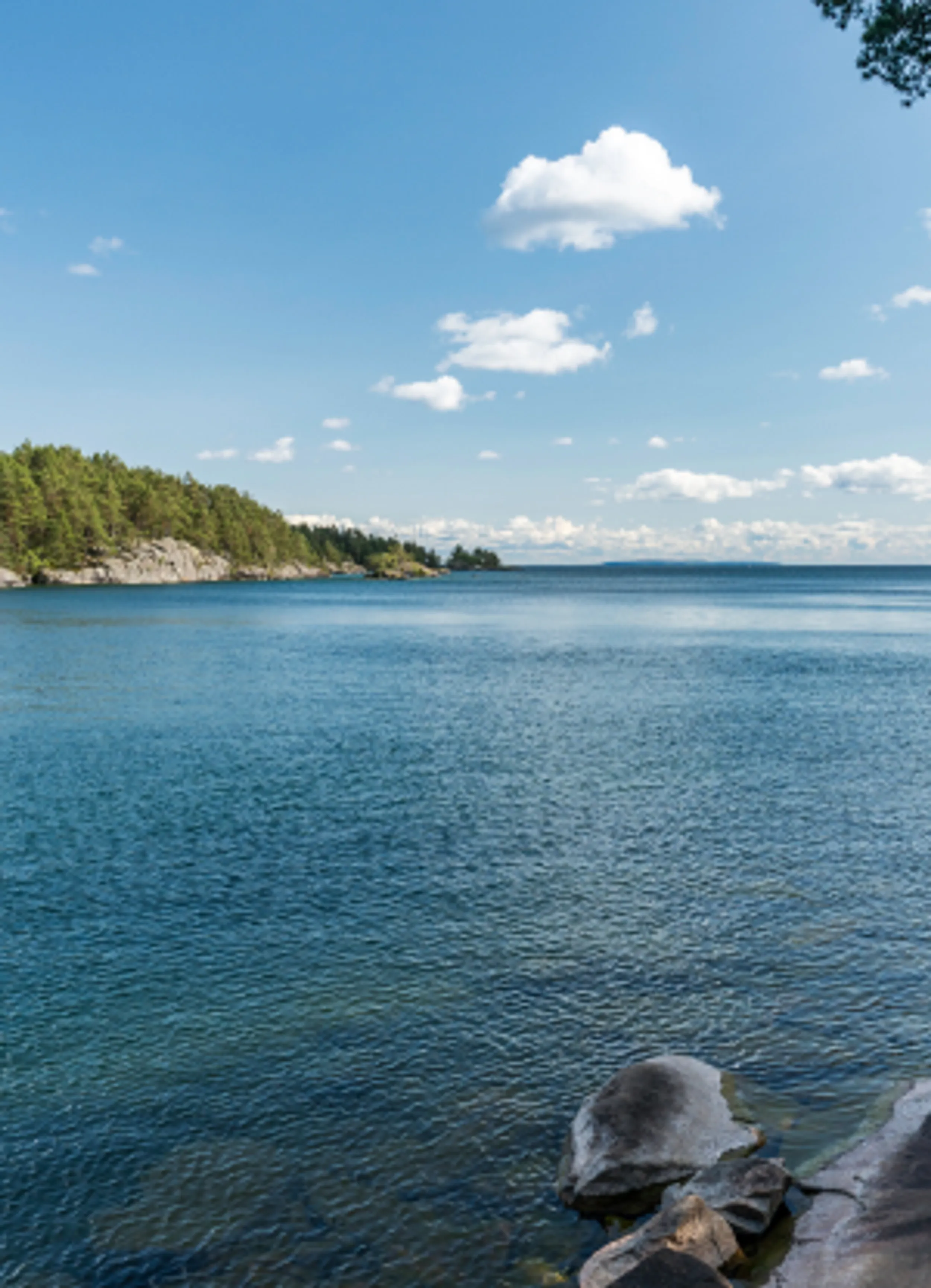 Vänernsee in Schweden im Sommer