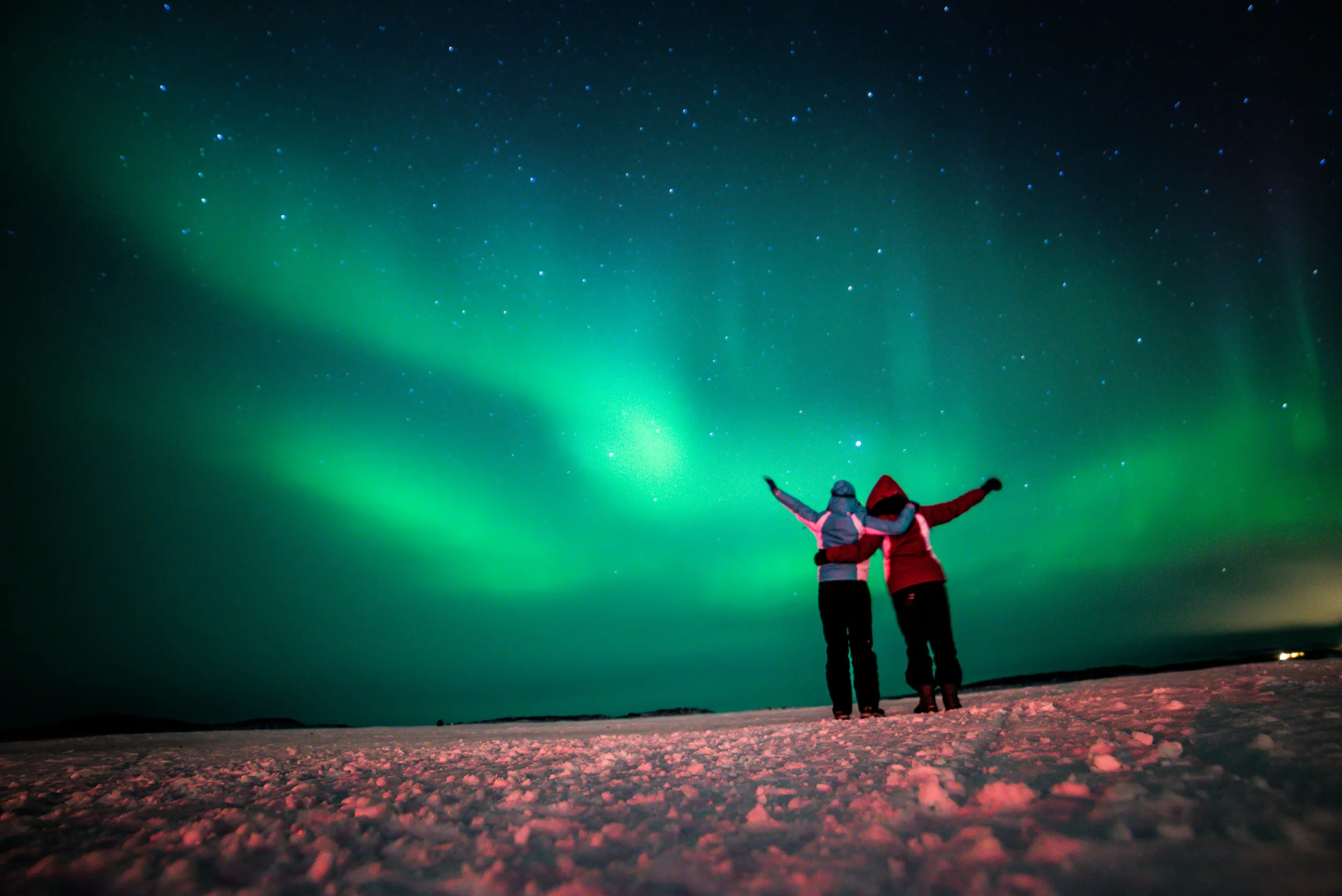 vianova eröffnet Polarlichtjagd